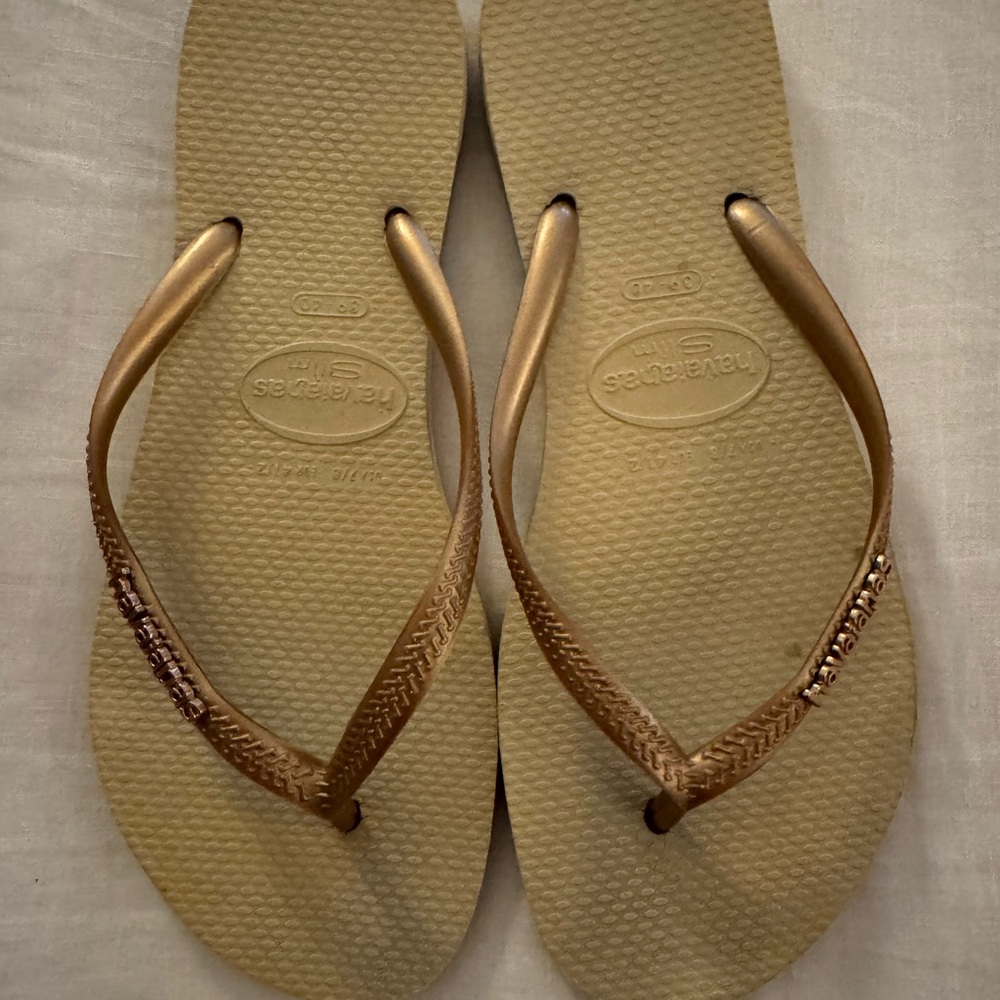 Havaianas Women's Gold Flip Flops - size 39